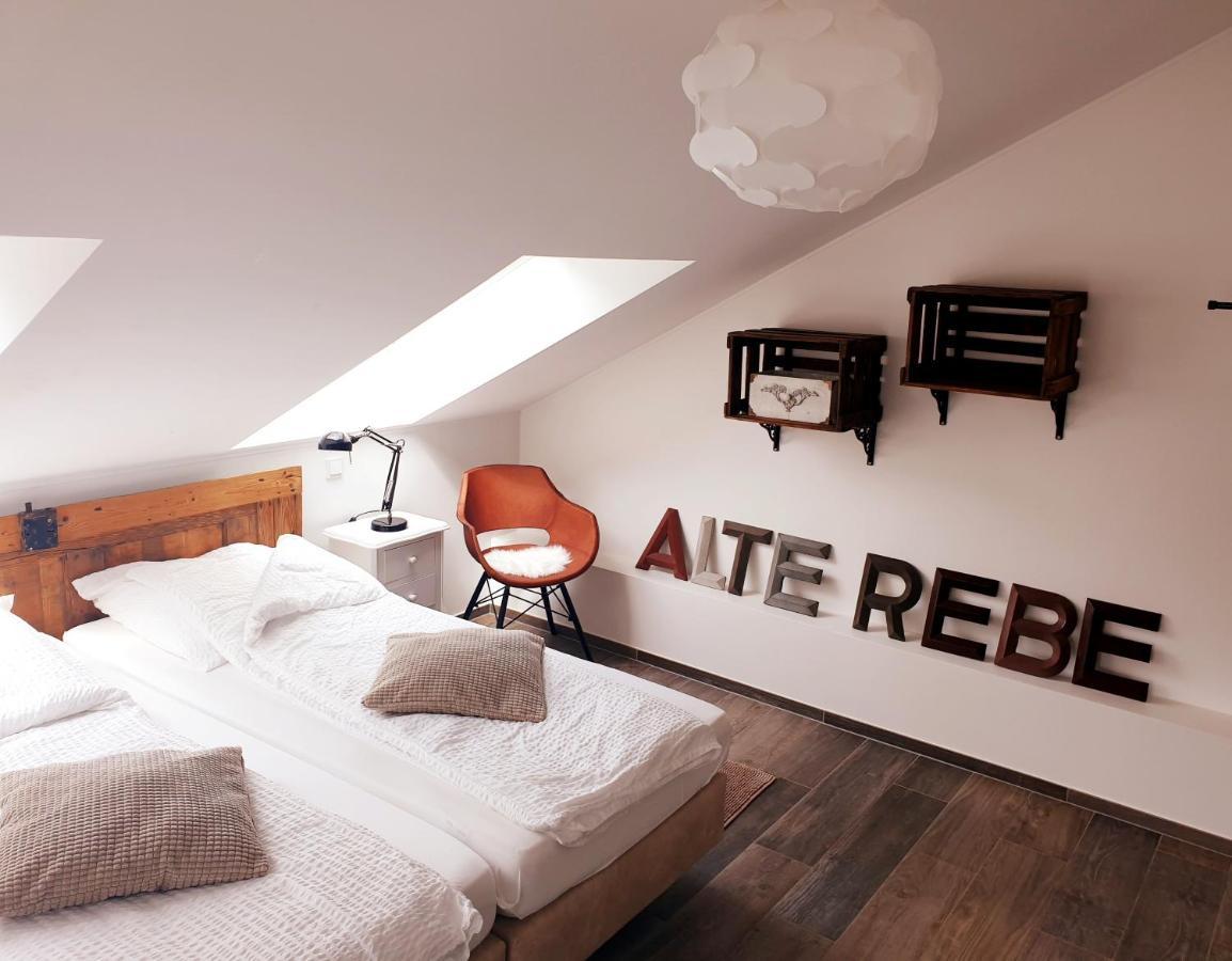 Zur Alten Rebe Ferienhaus Und Weingut 콘즈 외부 사진