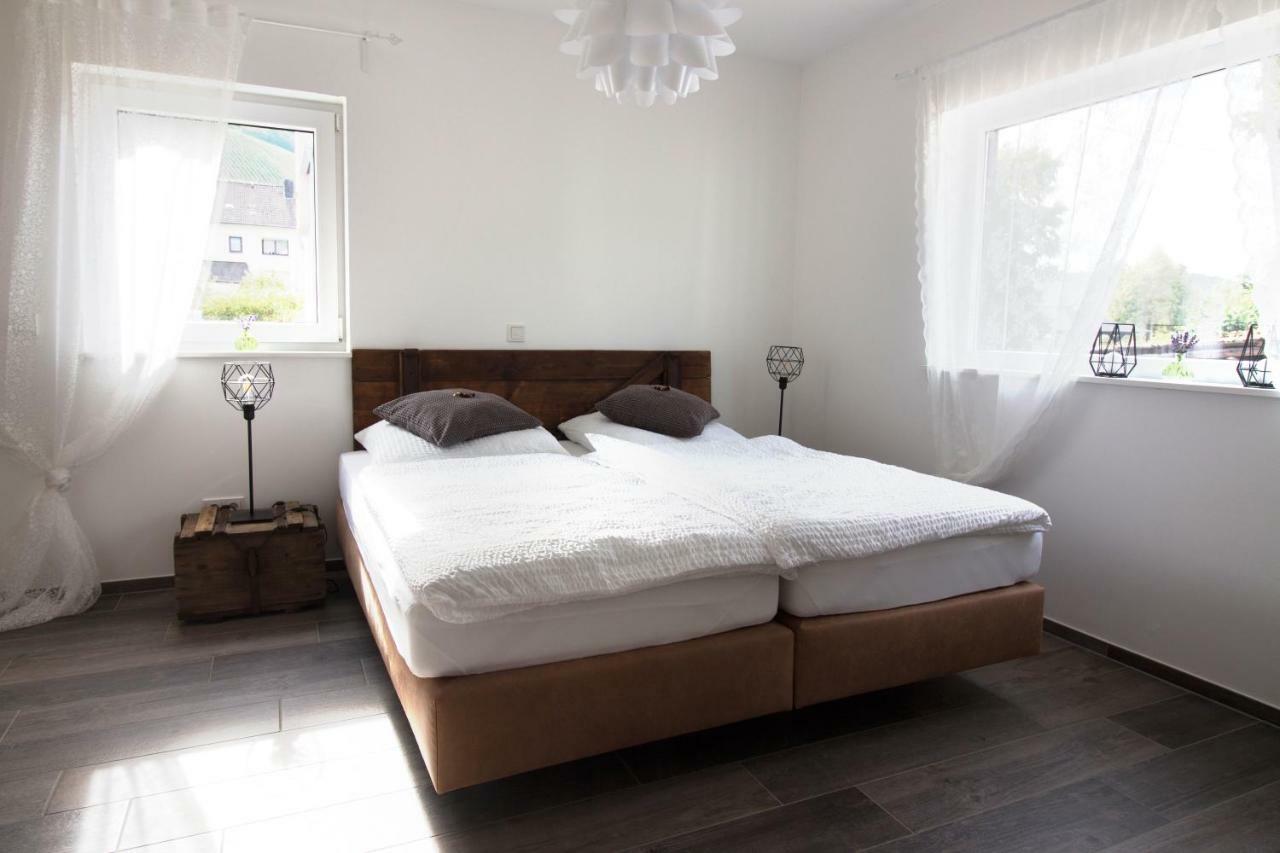 Zur Alten Rebe Ferienhaus Und Weingut 콘즈 외부 사진